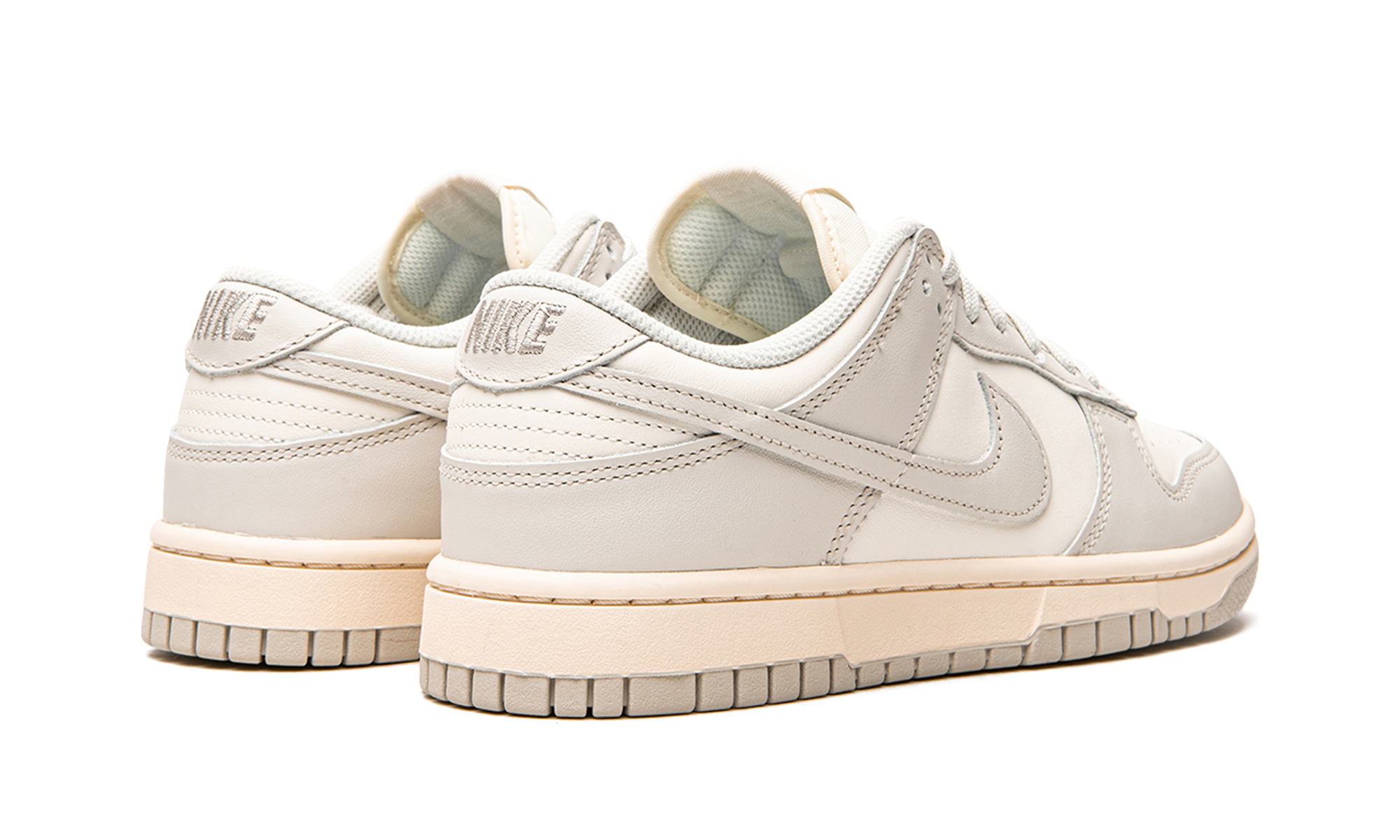 Nike Dunk Low Light Bone 3