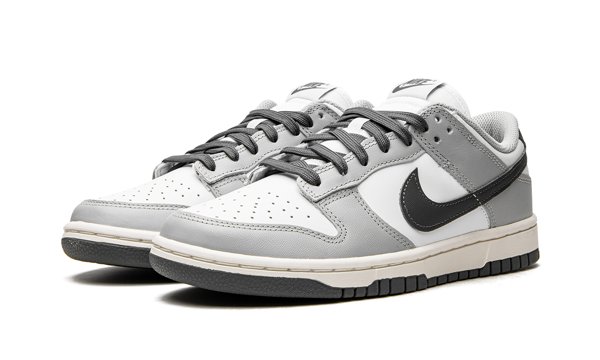 Nike Dunk Low Light Smoke Grey (W) 3