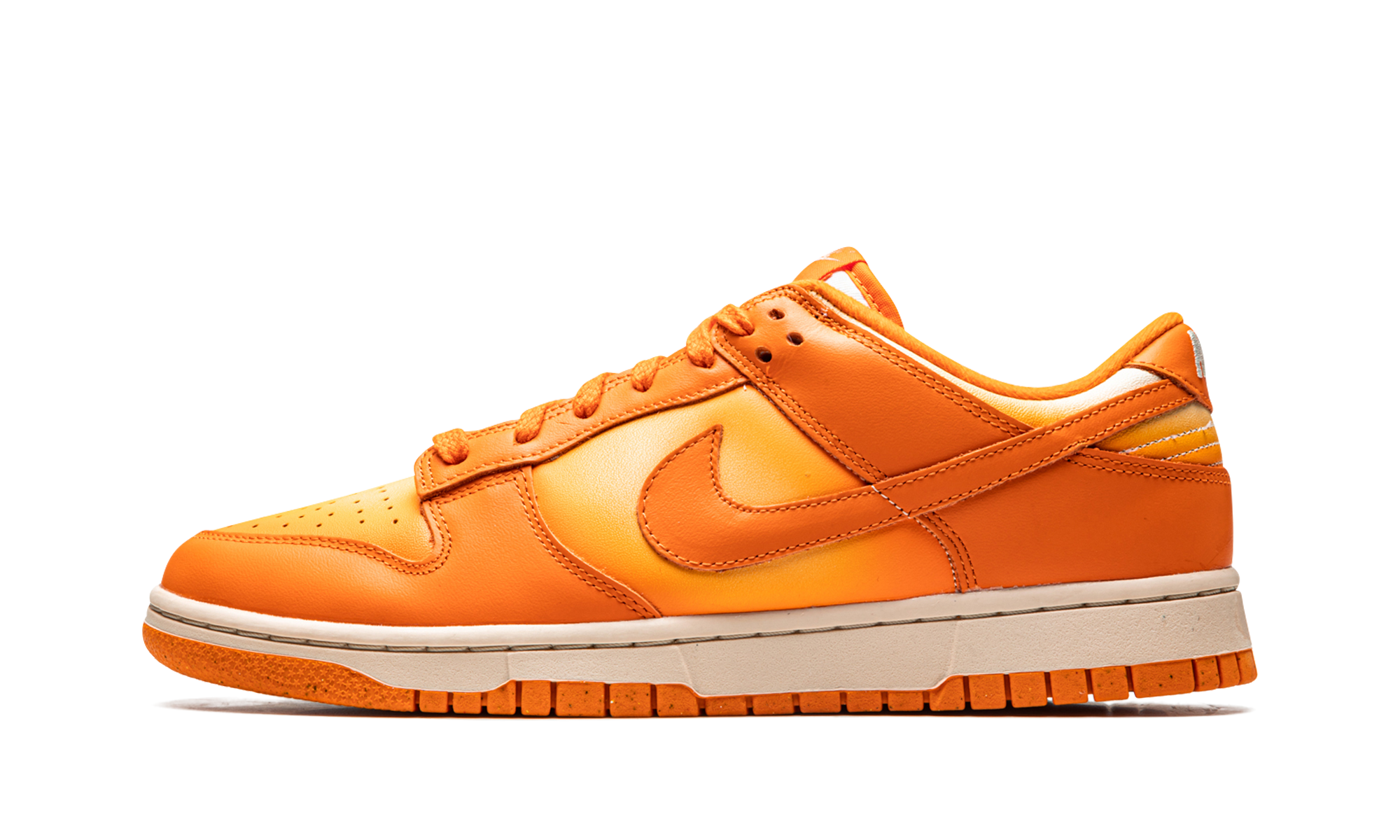 Nike Dunk Low Magma Orange