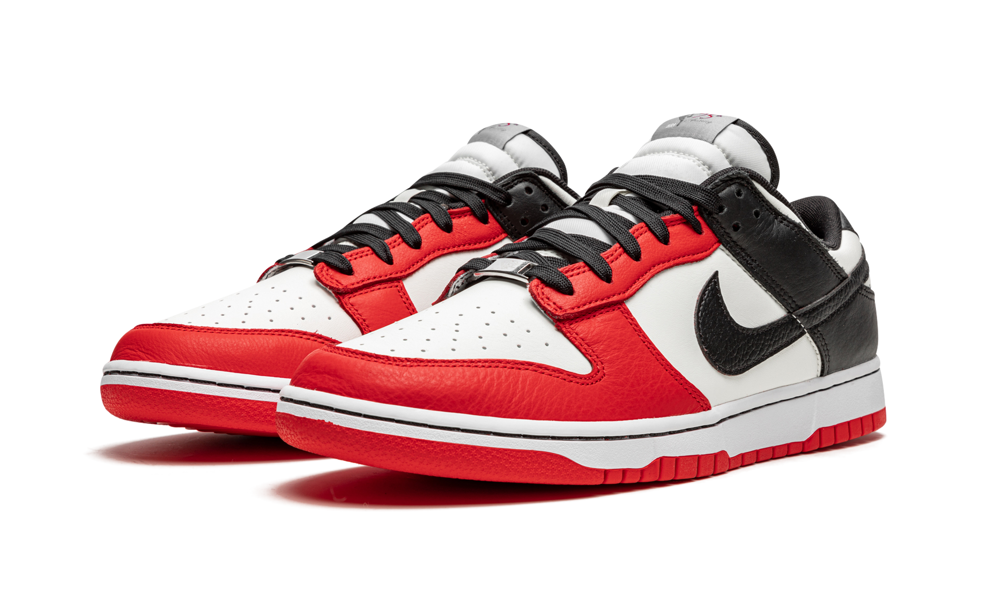 Nike Dunk Low NBA 75th Anniversary Chicago Bulls 2