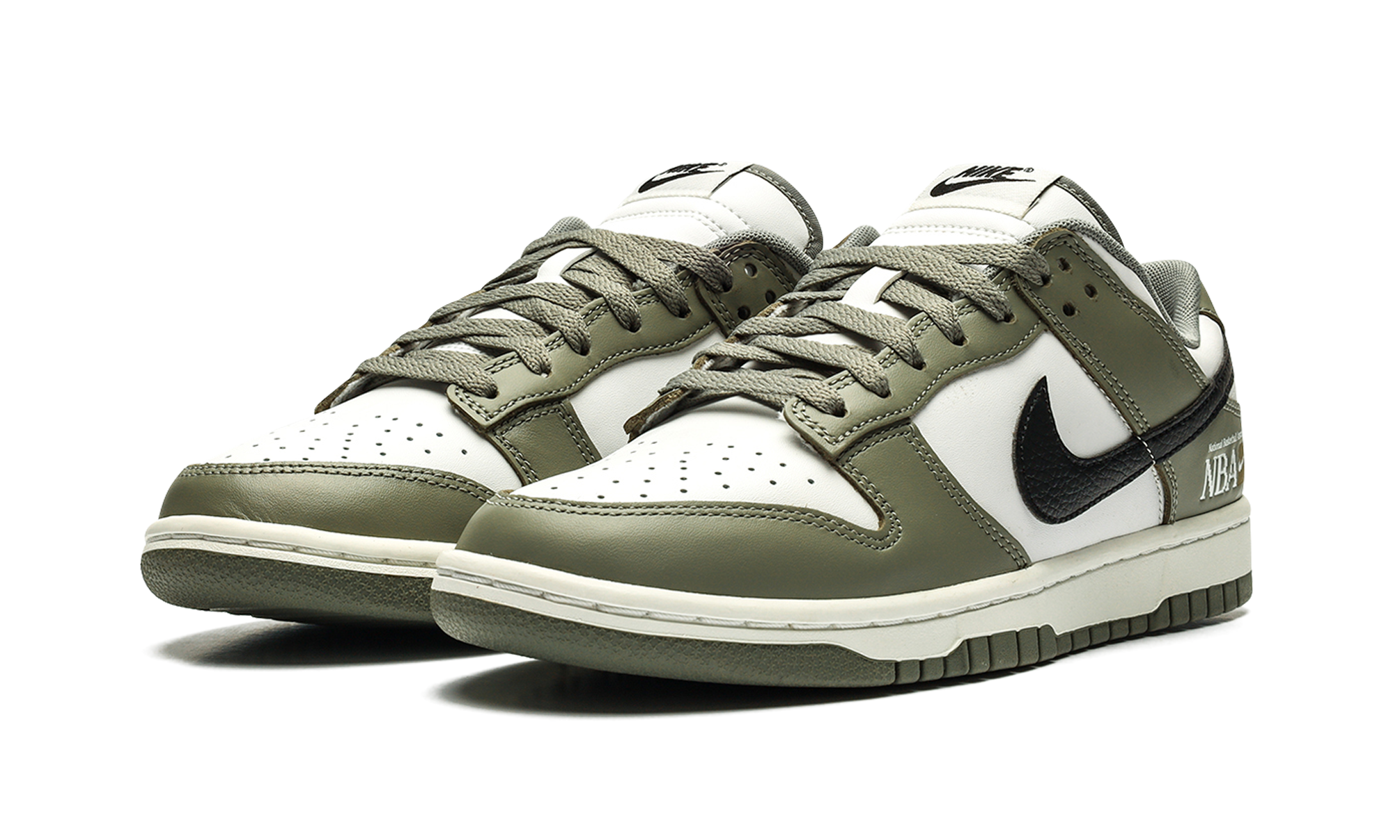 Nike Dunk Low NBA Paris 3