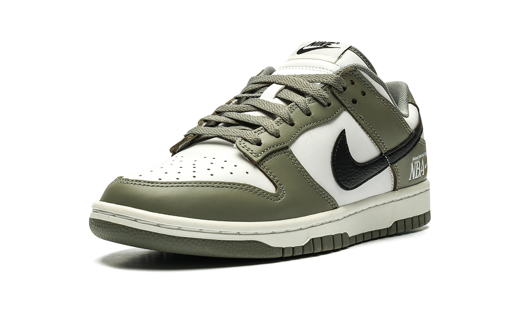 Nike Dunk Low NBA Paris 5