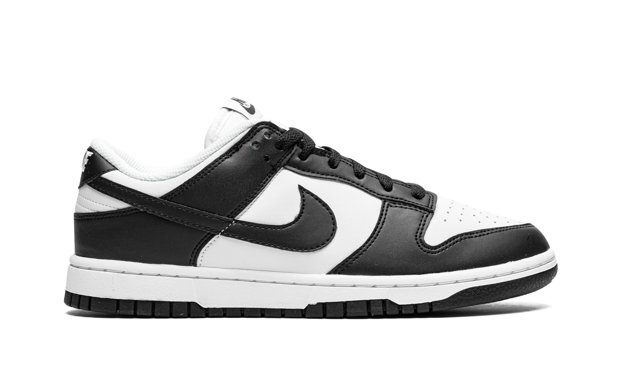 Nike Dunk Low Next Nature Black White 6