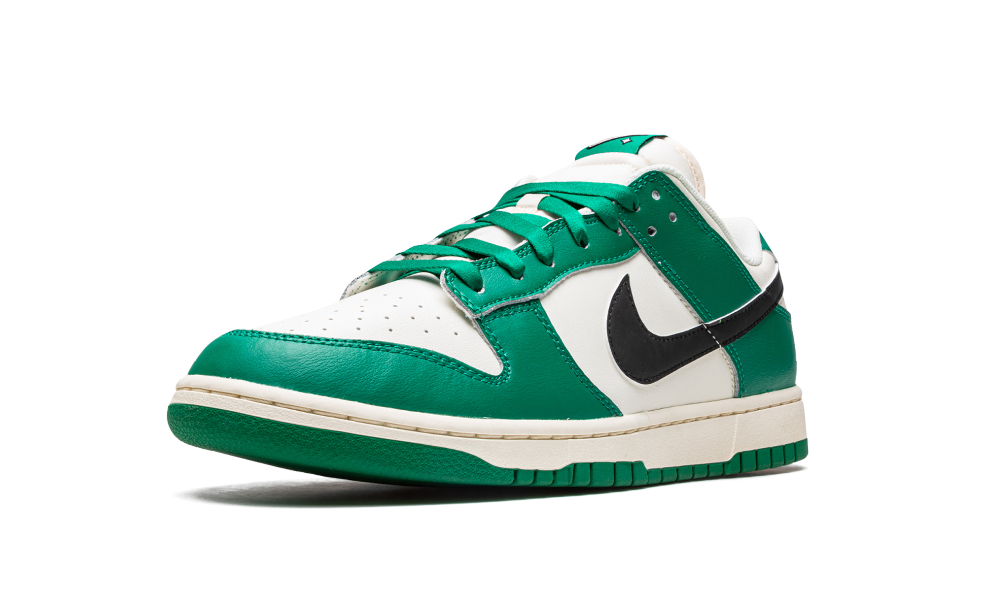 Nike Dunk Low SE Lottery Green Pale Ivory 4