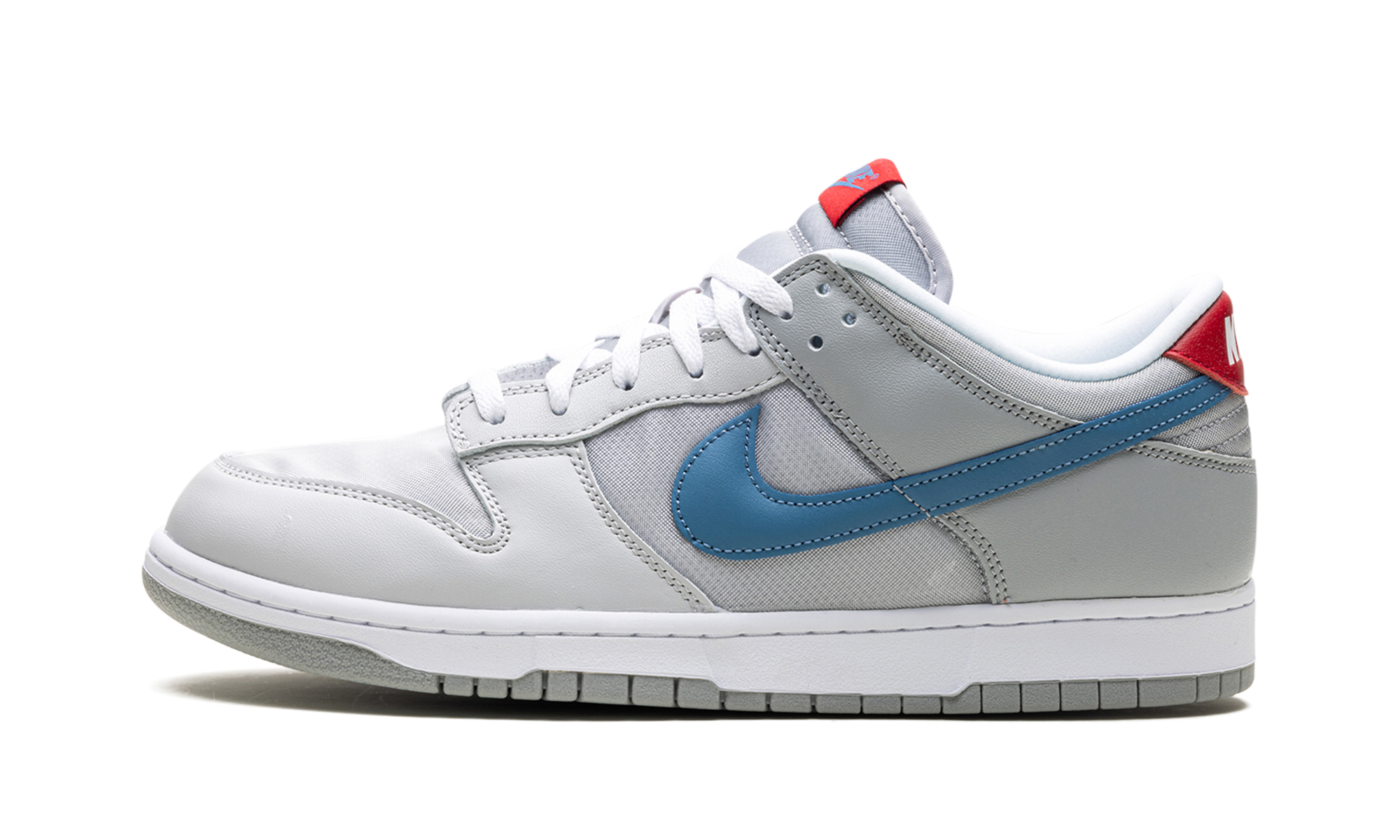 Nike Dunk Low Silver Surfer (2024)