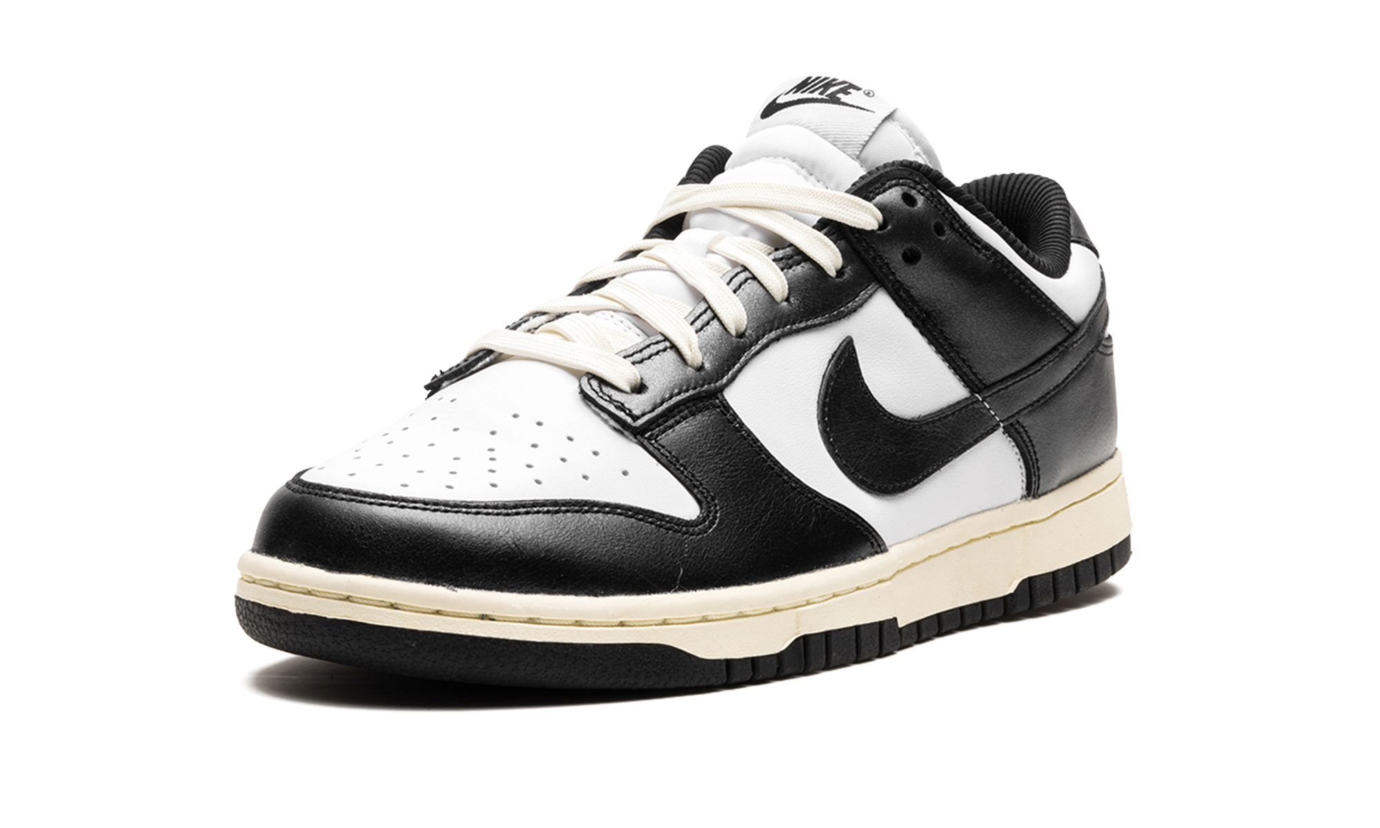 Nike Dunk Low Vintage Panda (W) 5