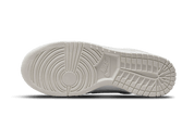Nike Dunk Low Yellow Heart 3