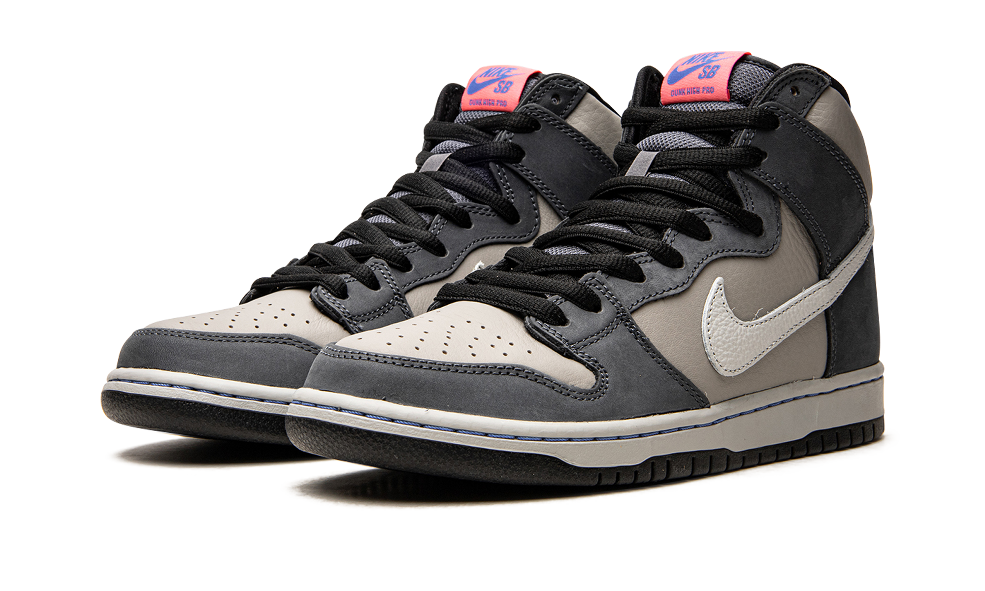 Nike SB Dunk High Medium Grey Pink 3