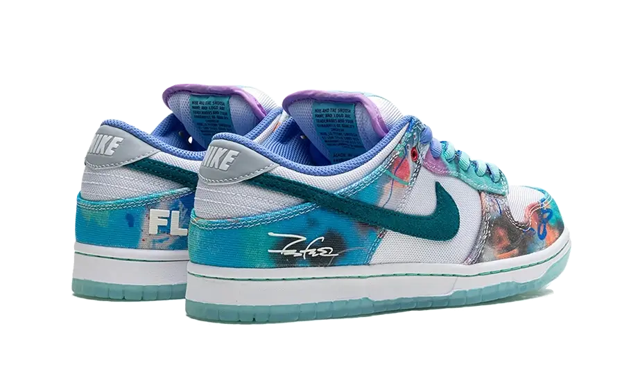 Nike SB Dunk Low Futura Laboratories Bleached Aqua 7
