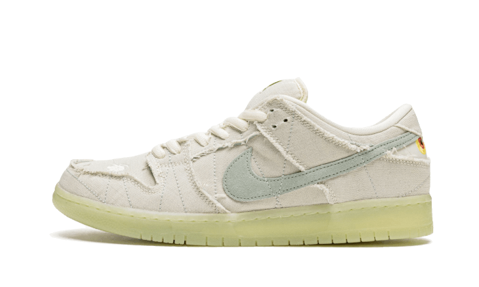 Nike SB Dunk Low Mummy 2