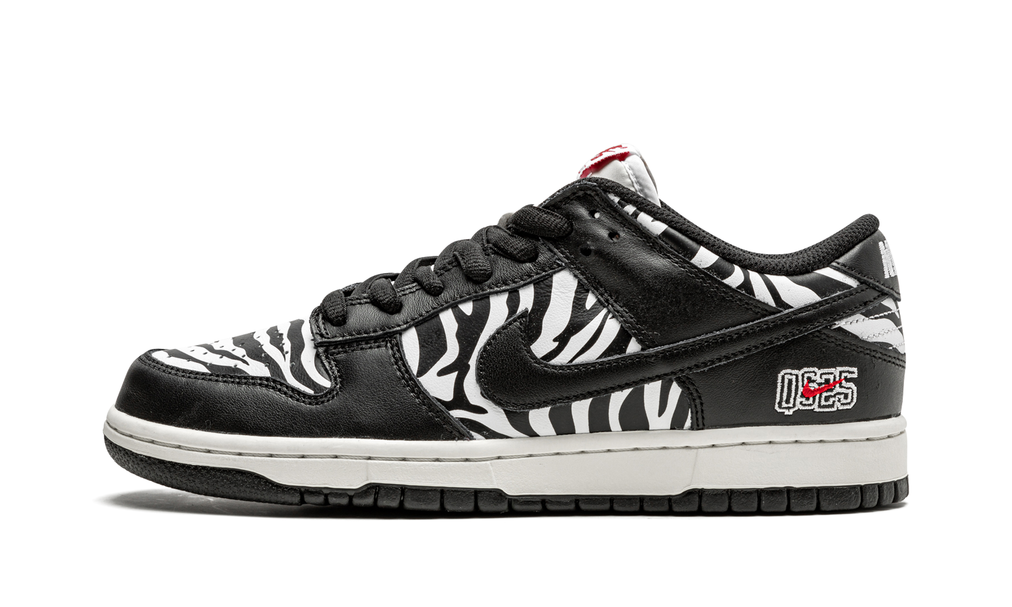 Nike SB Dunk Low Quartersnacks Zebra