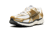 Nike Zoom Vomero 5 'Metallic Gold' (W)