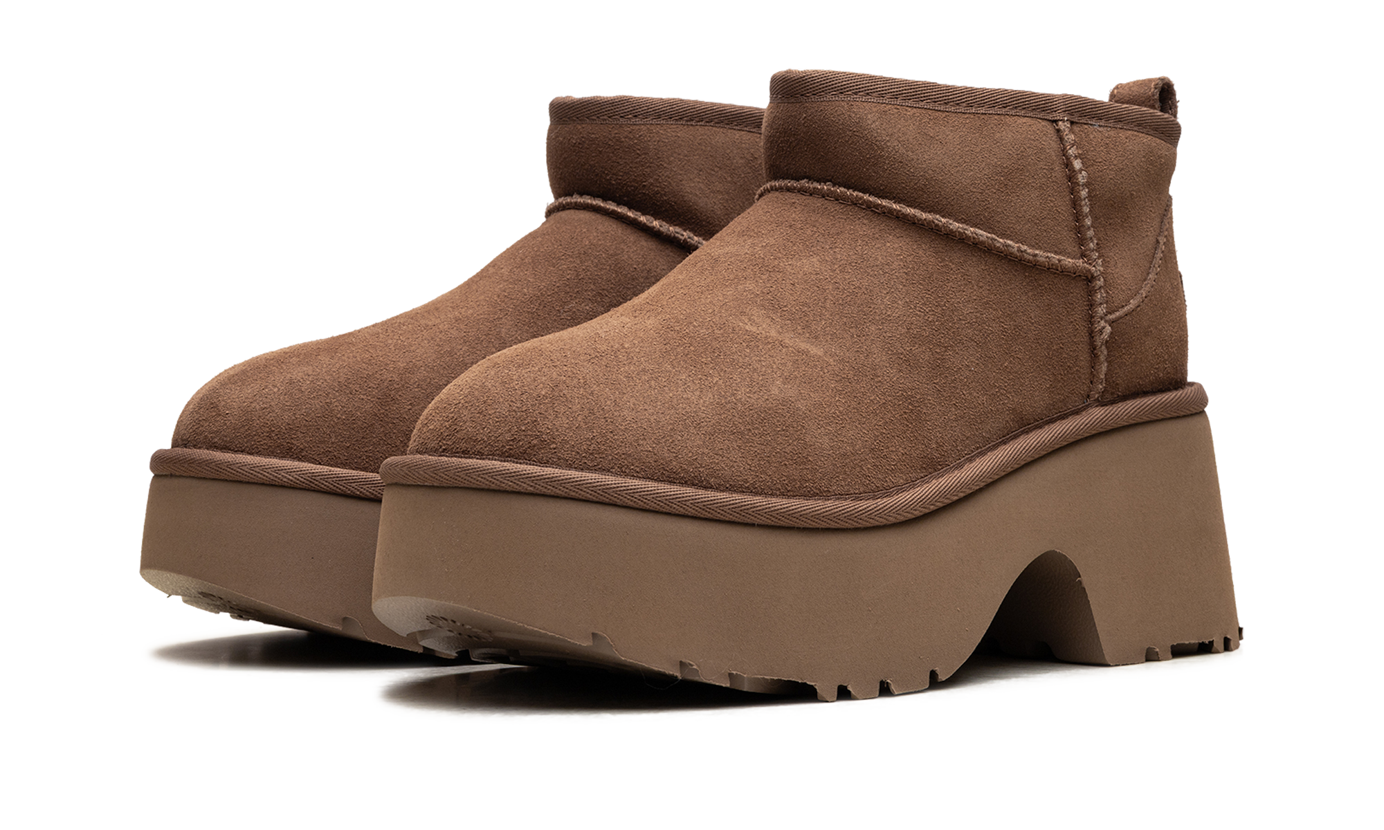 UGG Classic Ultra Mini New Heights Boot Chestnut (W) 2