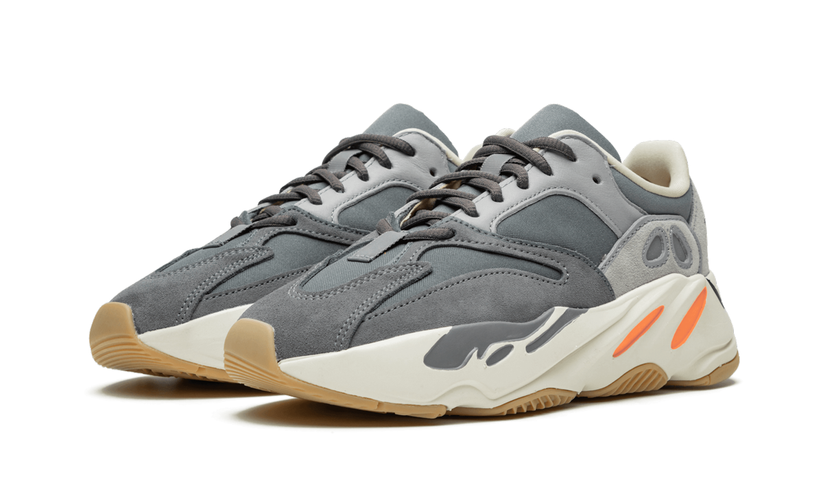 Yeezy Boost 700 V1 Magnet 3