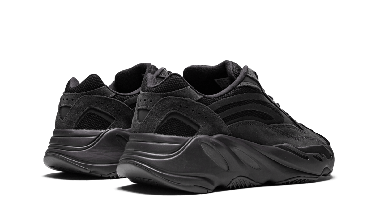 Yeezy Boost 700 V2 Vanta 4
