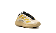 Yeezy Boost 700 V3 Safflower (Infants) 2