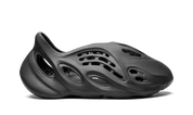 Yeezy Foam RNNR Onyx 6
