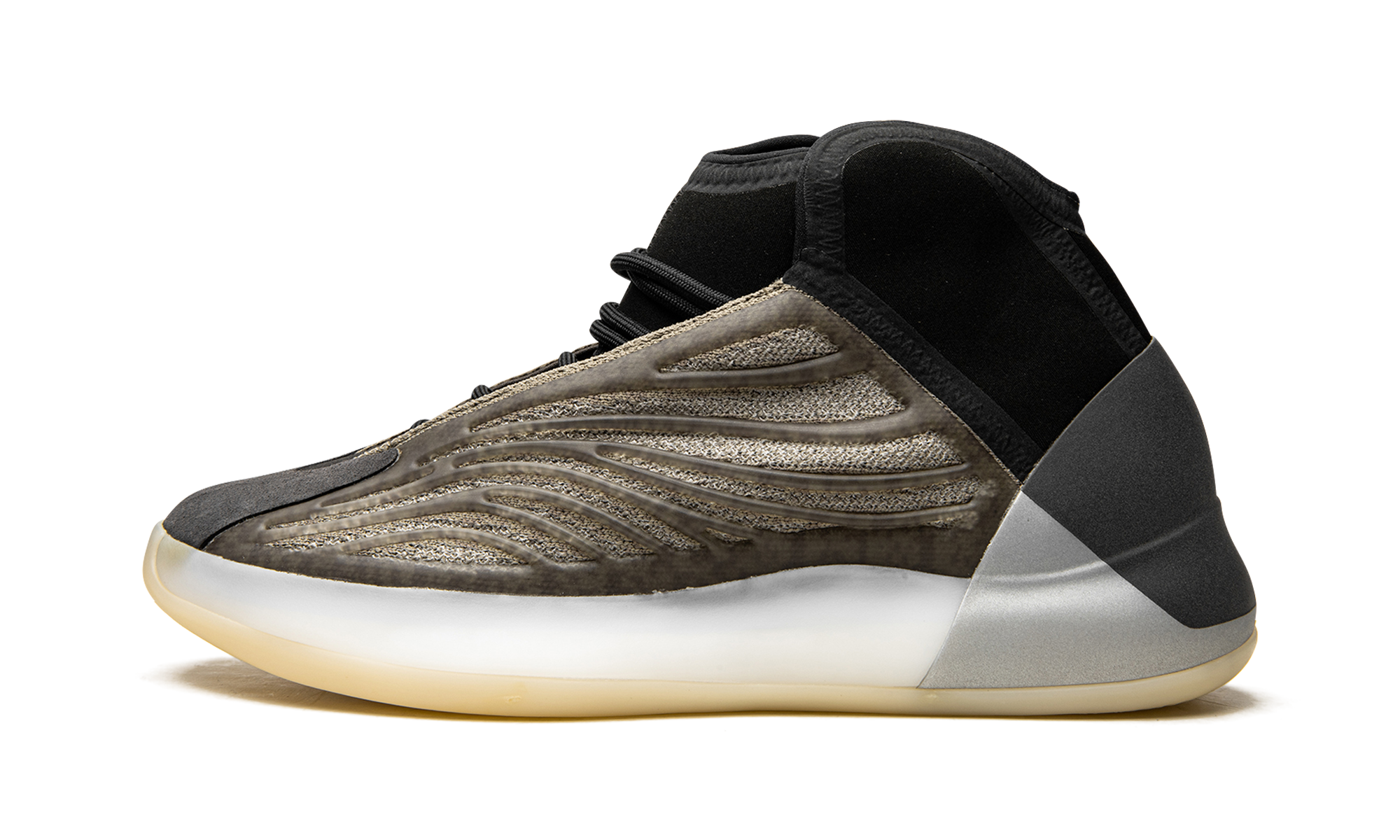 Yeezy QNTM Barium 1